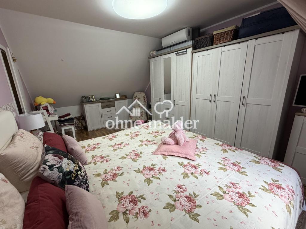 100m² Wohnung mit Fußbodenheizung, Klimaanlage, Balkon, 2 PKW Stellplätze - Photo 5