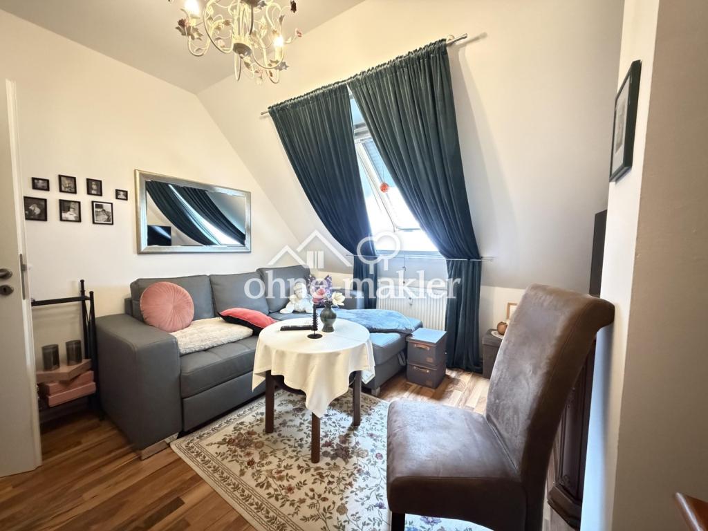 100m² Wohnung mit Fußbodenheizung, Klimaanlage, Balkon, 2 PKW Stellplätze - Photo 3