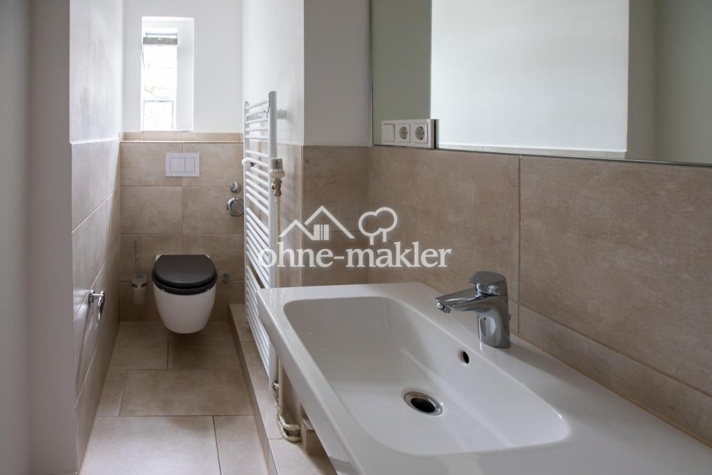Helle sanierte 2-Zimmer-Altbauwohnung mit Einbauküche im Reiherstiegviertel - Photo 3