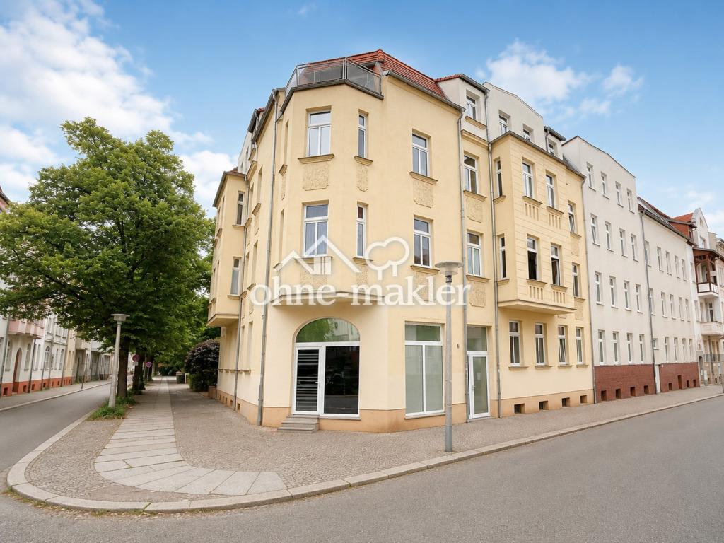 Kernsanierte 4-Zimmer-Wohnung mit moderner Einbauküche in zentraler Lage - Foto 5