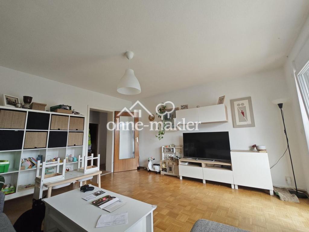 Erstbezug nach umfangreicher Sanierung, 3ZKB mit Balkon, verkehrsgünstig - Photo 2