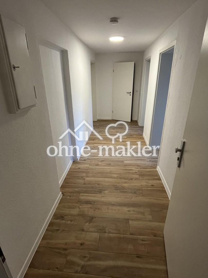 renovierte 3-Zimmer-Wohnung mit Balkon und bester Verkehrsanbindung - Photo 4