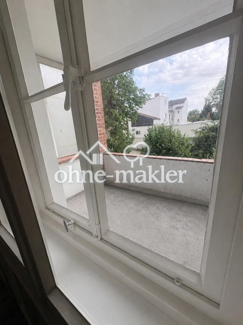 Teil-Renovierte helle 4,5 Zimmer Wohnung mit Balkon - Foto 1