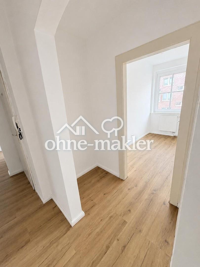 Teil-Renovierte helle 4,5 Zimmer Wohnung mit Balkon - Foto 2