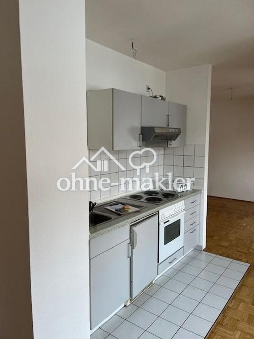 Gemütliche, helle 2,5-Zimmer-Dachgeschosswohnung in zentraler Lage - Photo 2