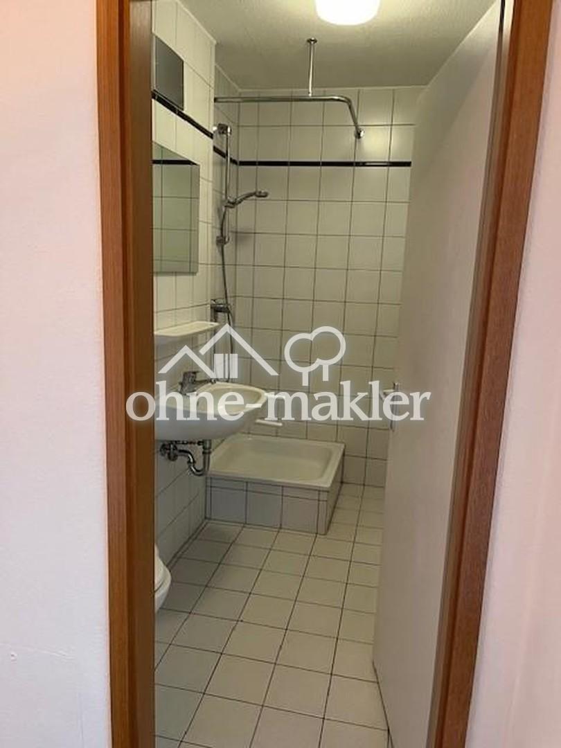 Gemütliche, helle 2,5-Zimmer-Dachgeschosswohnung in zentraler Lage - Photo 3