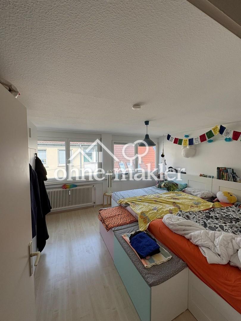 Helle 3-Zi-Wohnung zentral in Nürtingen mit Dachterrasse + Stellplatz - Photo 3