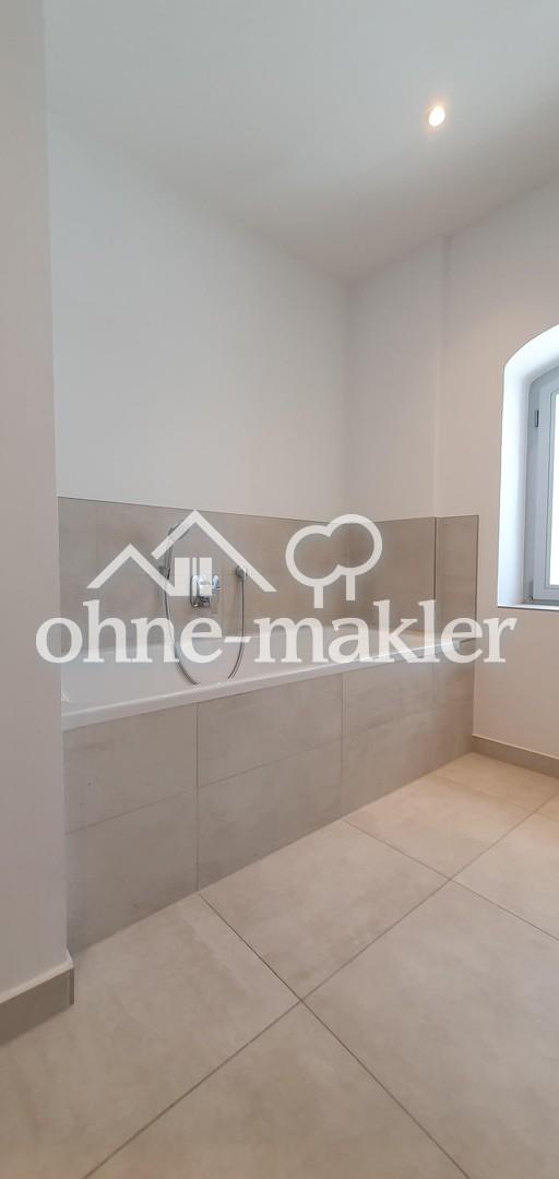 Großzügige 3-Zimmer-Wohnung in historischer Kreuz-Bräu – Südbalkon, Aufzug & TG - Photo 3