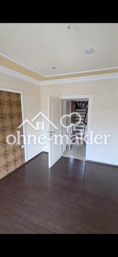 Schöne helle 2 Zimmerwohnung mit Stuckdecken - Photo 5