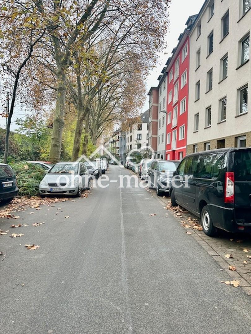 schöne 1 Zi.-Wohnung mit separater Küche und Balkon in Düsseldorf-Bilk ! - Photo 4