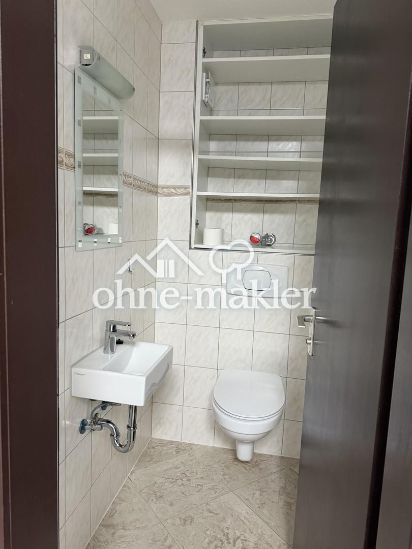 Modernisierte 4,5 Zimmer Wohnung mit Balkon, EBK und TG-Box in begehrter Wohnlage von Sindelfingen - Photo 5