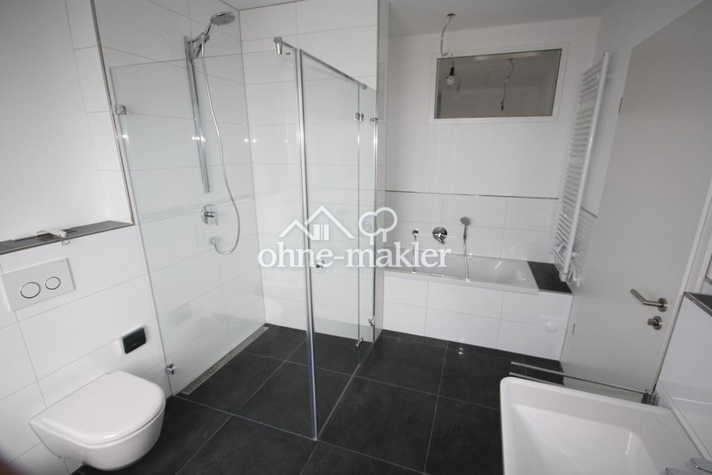 ++ EXCLUSIVES PENTHOUSE IN KORNTAL: BARRIEREFREI MIT AUFZUG - DACHTERRASSE MIT STADTBLICK ++ - Foto 4