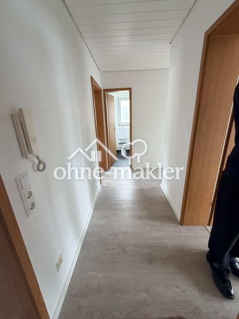 3-Zimmer-Wohnung mit Balkon, Einbauküche,Stellplaltz zu Vermieten - Foto 5