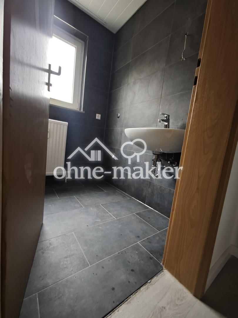 3-Zimmer-Wohnung mit Balkon, Einbauküche,Stellplaltz zu Vermieten - Foto 2