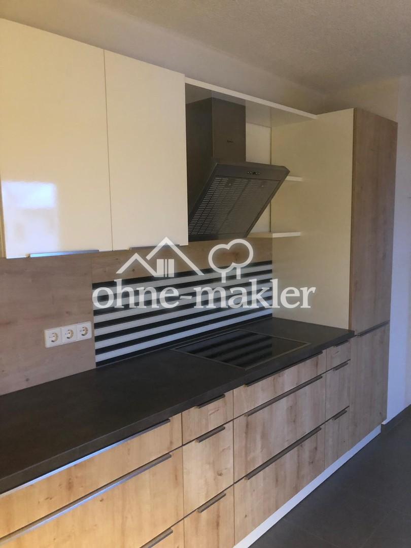 Schöne 3-Zimmerwohnung in zentraler Lage mit EBK - Photo 2