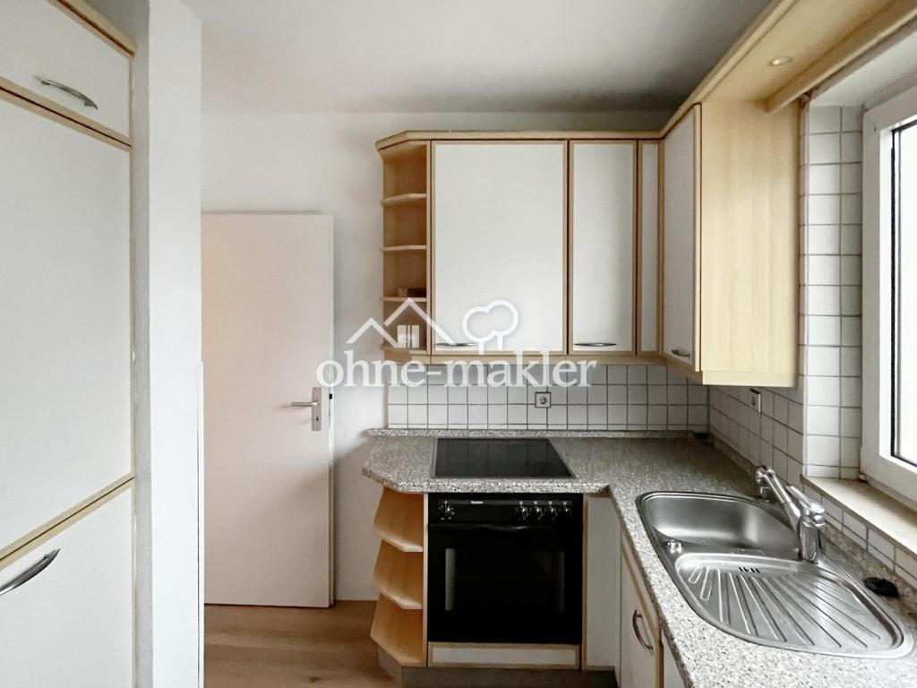 Sanierte, helle 2,5-Zimmer Wohnung mit Einbauküche, Stellplatz & großem Balkon nahe ALDI Campus - Photo 3