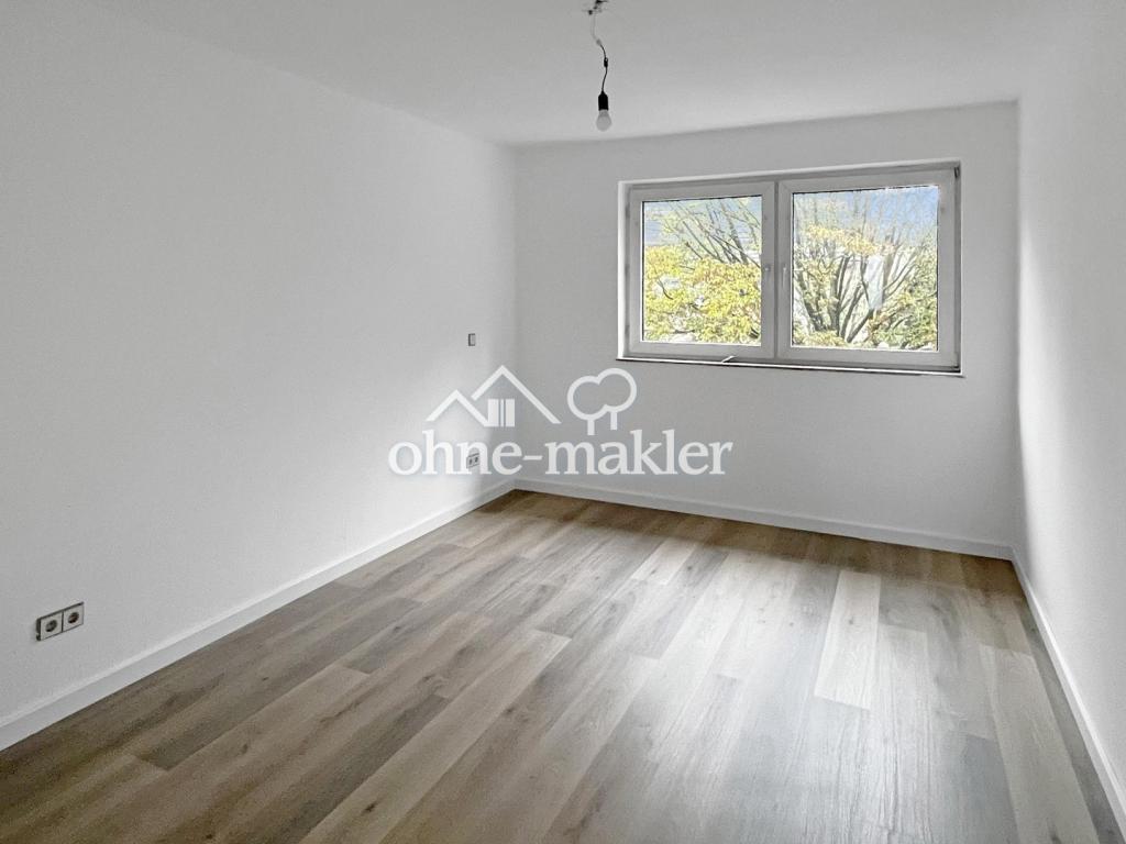 Sanierte, helle 2,5-Zimmer Wohnung mit Einbauküche, Stellplatz & großem Balkon nahe ALDI Campus - Photo 2
