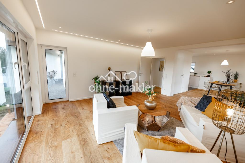 Traumwohnung im 2-MFH mit sonnigem Balkon im 1.OG - (saniert), Energie KL. A - Foto 3