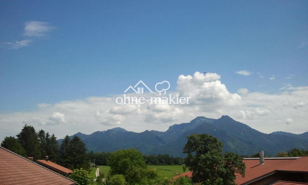 ENTFALTUNGS-FLÄCHE ! Gemütliche 3-Zi-Whg, 95 m², Balkon, Bergblick, Chiemsee & Alpen - Photo 3