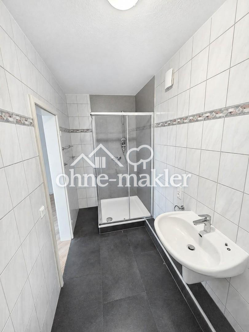 Erstbezug nach Sanierung: helle 3-Zimmer Wohnung - Foto 4