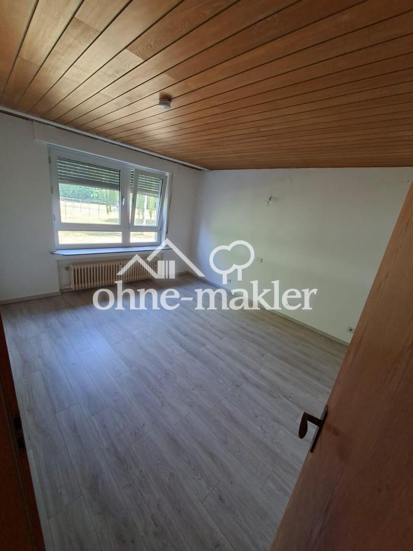 4-Zimmer-Wohnung mit Balkon in Großkrotzenburg – ab sofort verfügbar - Photo 1