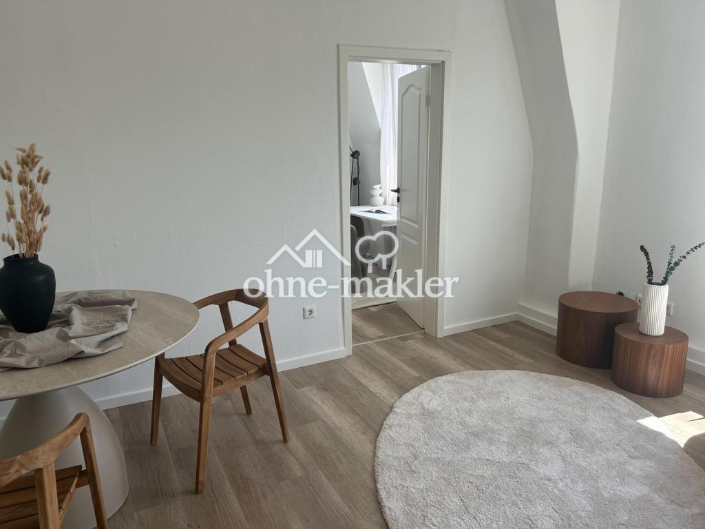 Schöne renovierte 2 Zimmer Wohnung mit Gemeinschaftsgarten - Photo 2