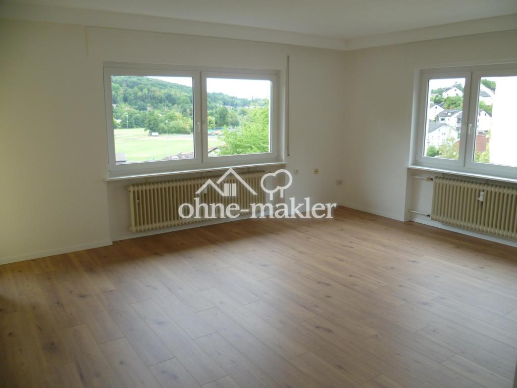 Schöne frisch renovierte 3 Zimmerwohnung am Südhang in Ortenberg - Foto 1
