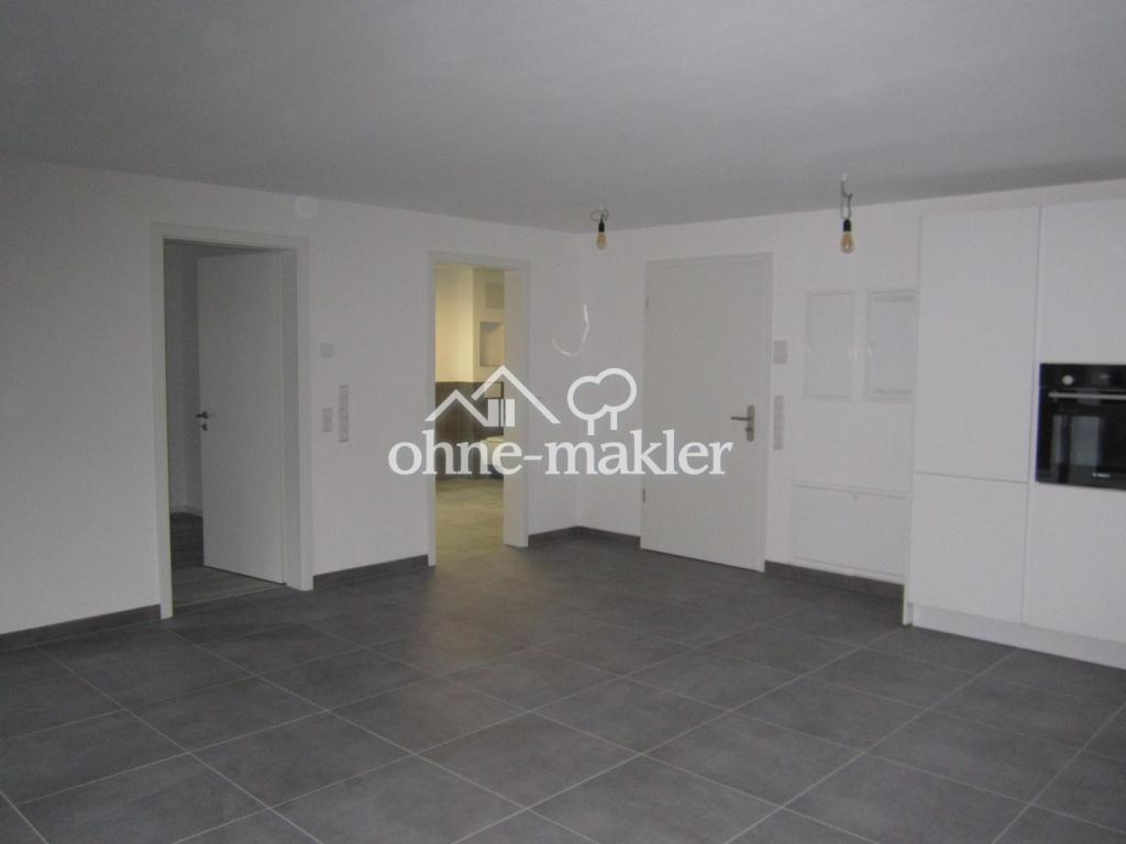 Neubau 2,5-Zimmer-Wohnung 2. OG in Herrenberg mit Küche, Garage, Wallbox, gehobene Ausstattung - Foto 2