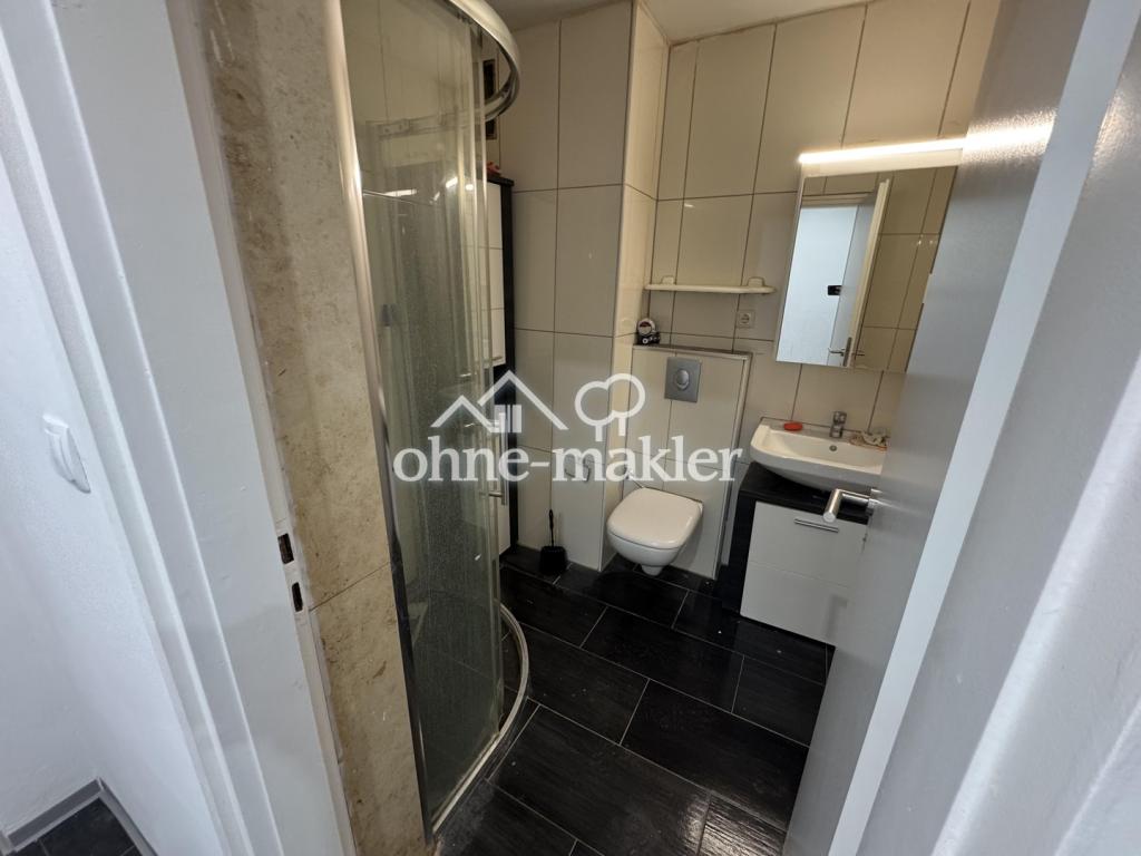 Erstbezug nach Renovierung: Helle 2-Zimmer-Wohnung mit neuer Einbauküche - Photo 5