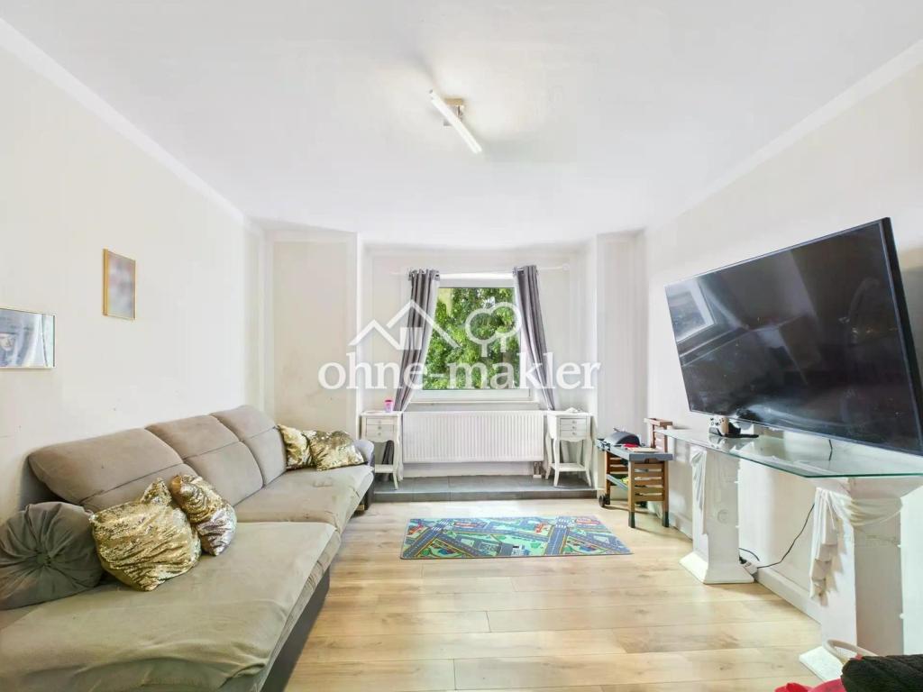 Renovierte 2-Zimmer-Wohnung in Hof: 50 m², modernes Bad, ohne Einbauküche - Photo 1