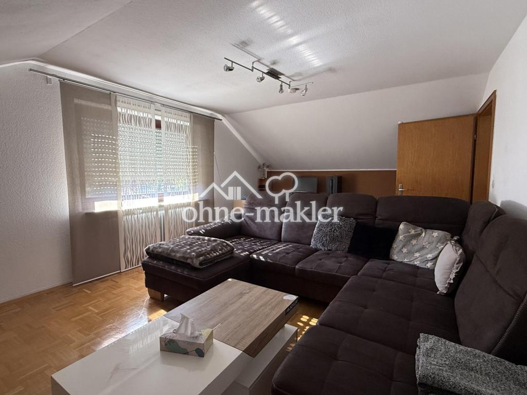 Moderne 2-Zimmer-Dachgeschosswohnung in zentraler Lage von Lohr am Main - Photo 1