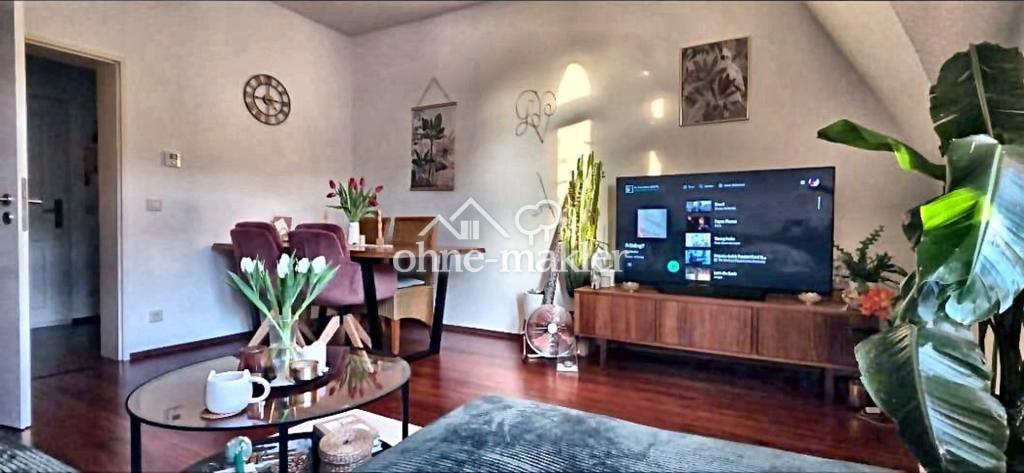 Gemütliche 2-Zimmer-DG_Wohnung inkl. EBK – zentral im beliebten Paulusviertel - Foto 2