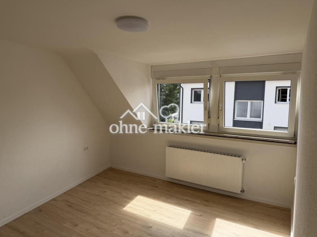 Erstbezug nach Sanierung: Helle 2 Zimmer Wohnung mit großem Balkon & Kellerabteil - Foto 1