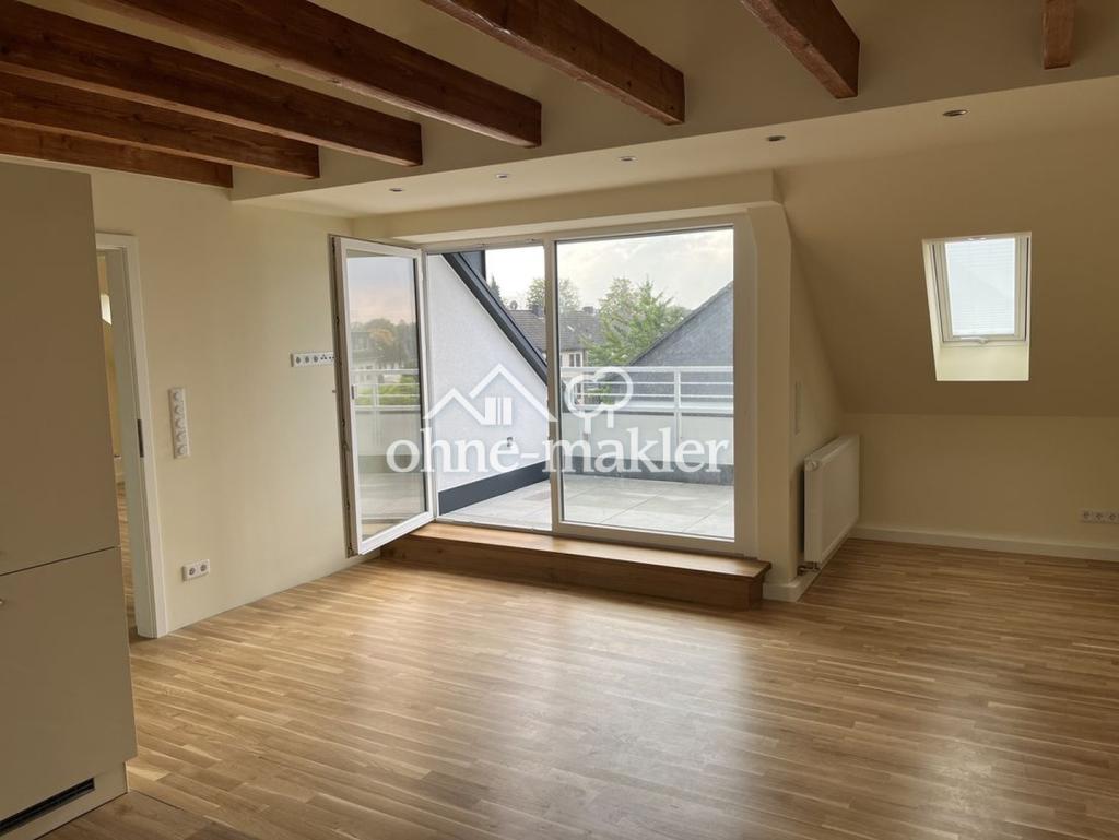 Gemütliche und klimatisierte Dachgeschosswohnung mit Tageslichtbad und Südbalkon - Foto 1