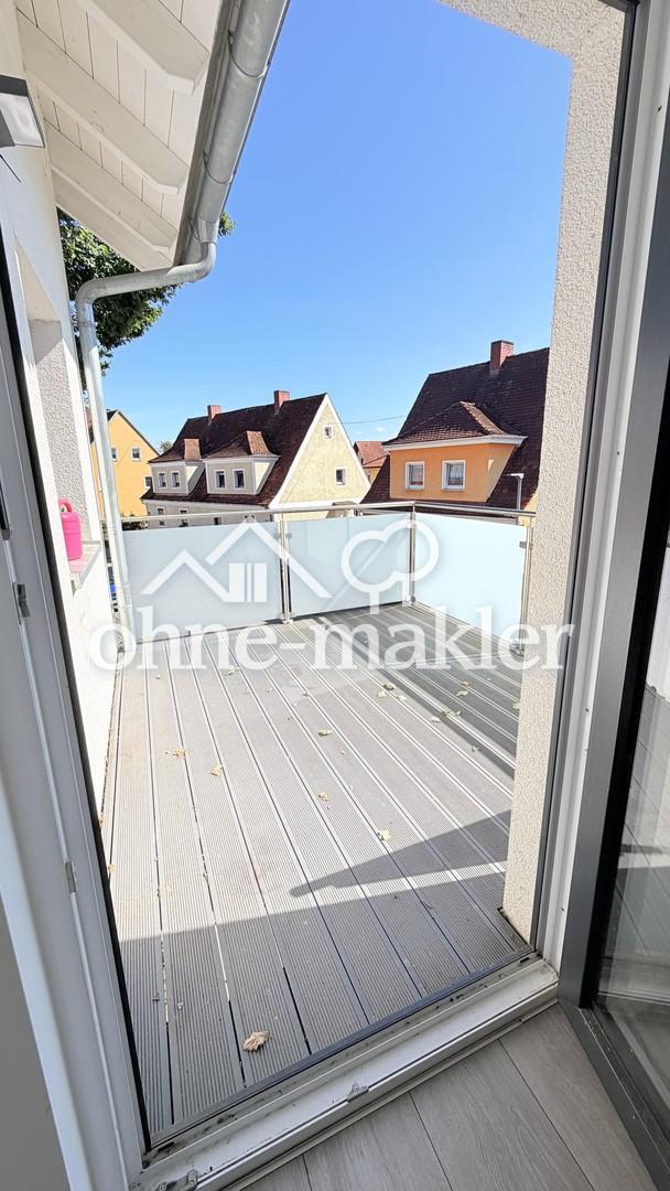 helle 3 Zi.-Wo 1. OG mit Balkon und EBK - Foto 3