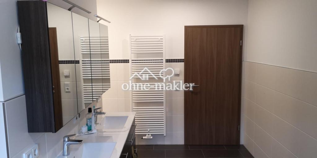 Sehr schöne Doppelhaushälfte mit niedrigen Energiekosten - Foto 5