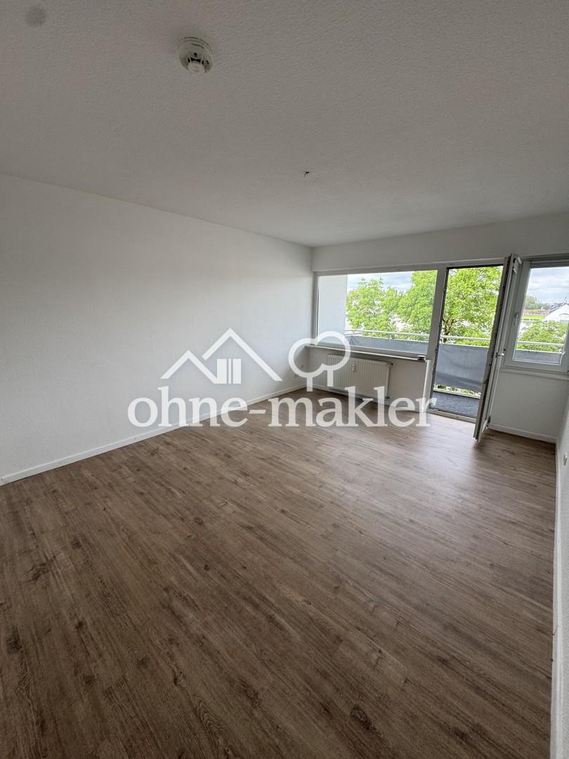 Renovierte 2,5 Zimmer Wohnung in zentraler Lage mit 2 Balkonen - Photo 1