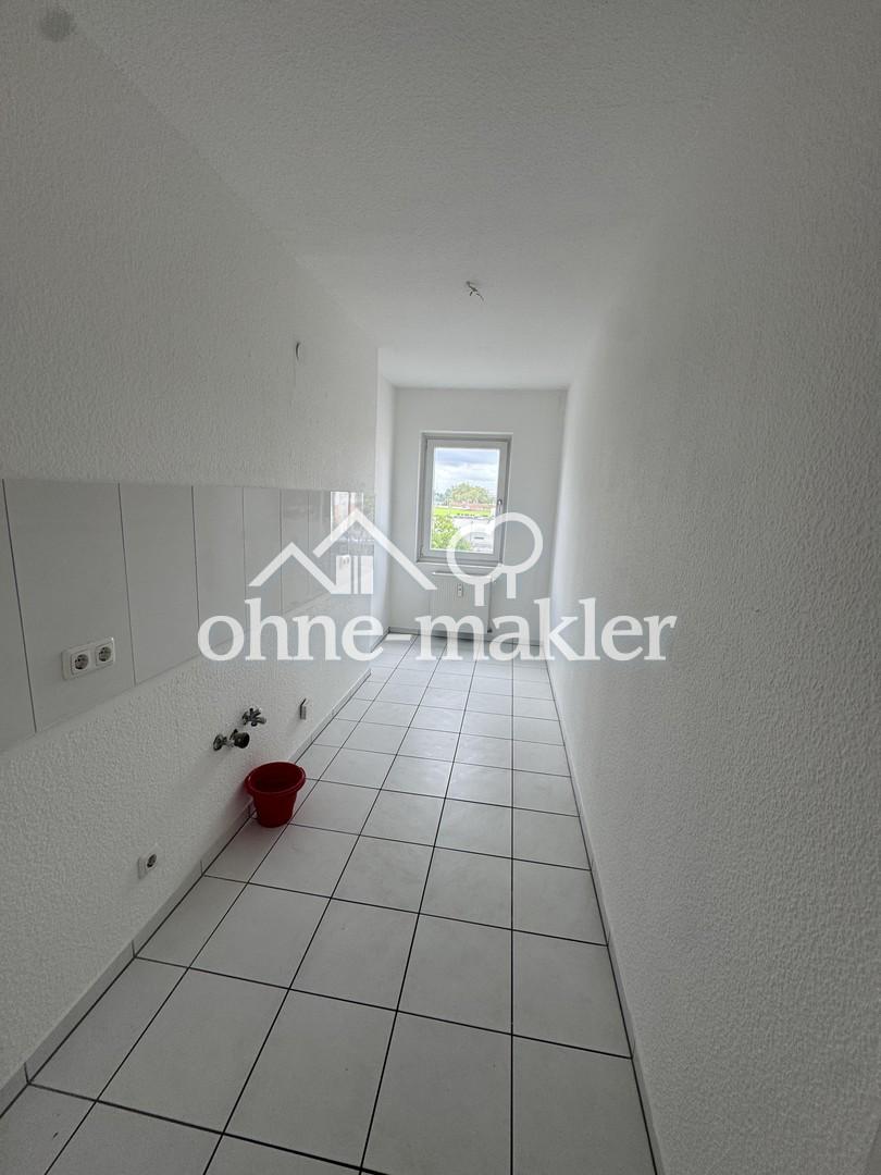 Renovierte 2,5 Zimmer Wohnung in zentraler Lage mit 2 Balkonen - Photo 3