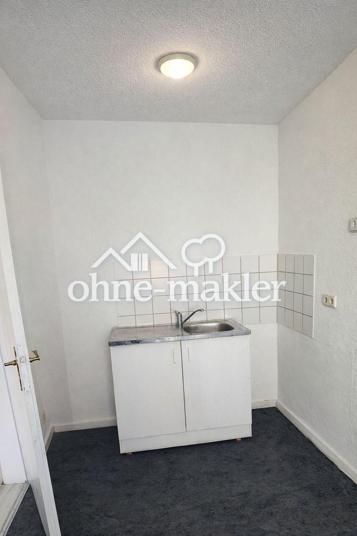Neu renovierte 2-Zimmerwohnung mit Balkon zu vermieten - Photo 2
