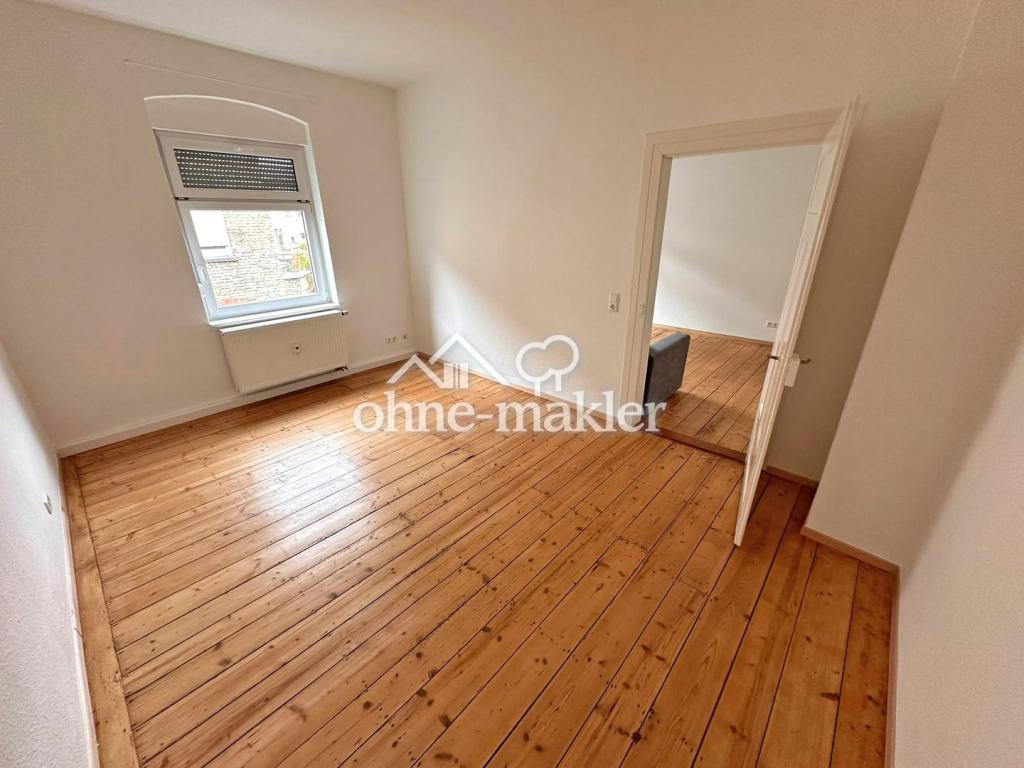 Renovierte Altbauwohnung: 2 Zimmer + neue EBK in Hinterhauslage nahe Mendelssohnplatz/ KIT - Foto 2