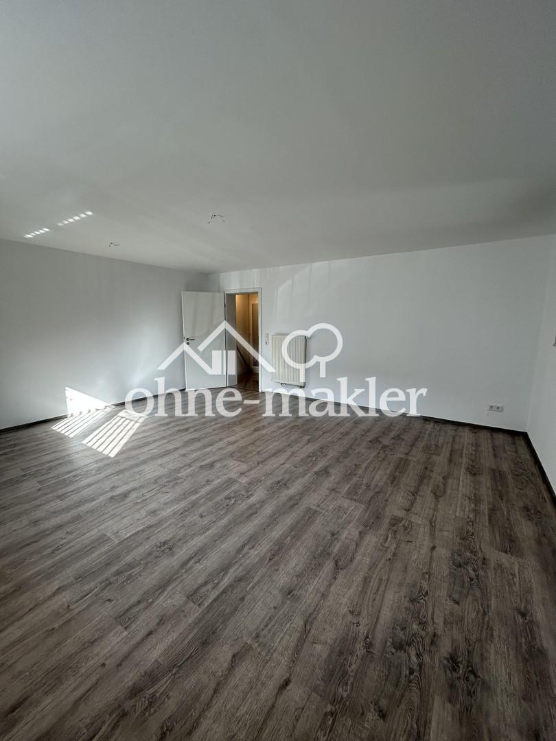 Helle Souterrainwohnung mit EBK & Stellplatz - Foto 4