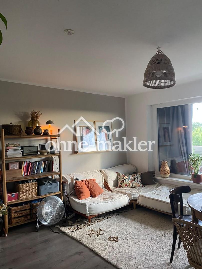 teilmöblierte 1 Zimmerwohnung mit Loggia und Einbauküche - Foto 1