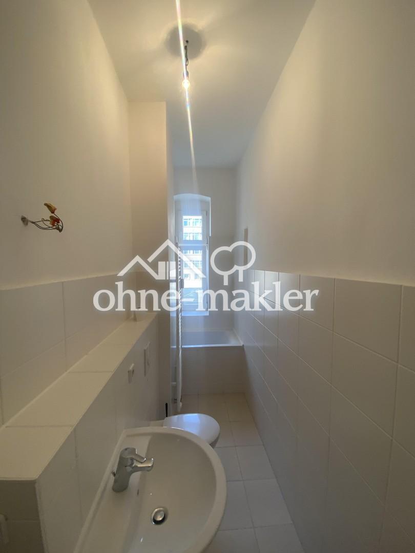 4-Zimmerwohnung mit Balkon im 1. OG in einem sanierten Altbau in Lichtenberg - Photo 3