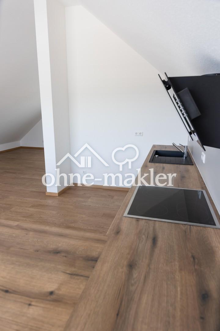 Besondere Maisonette-Wohnung (5,5 Zimmer) mit Balkon, EBK und Stellplatz - Foto 5