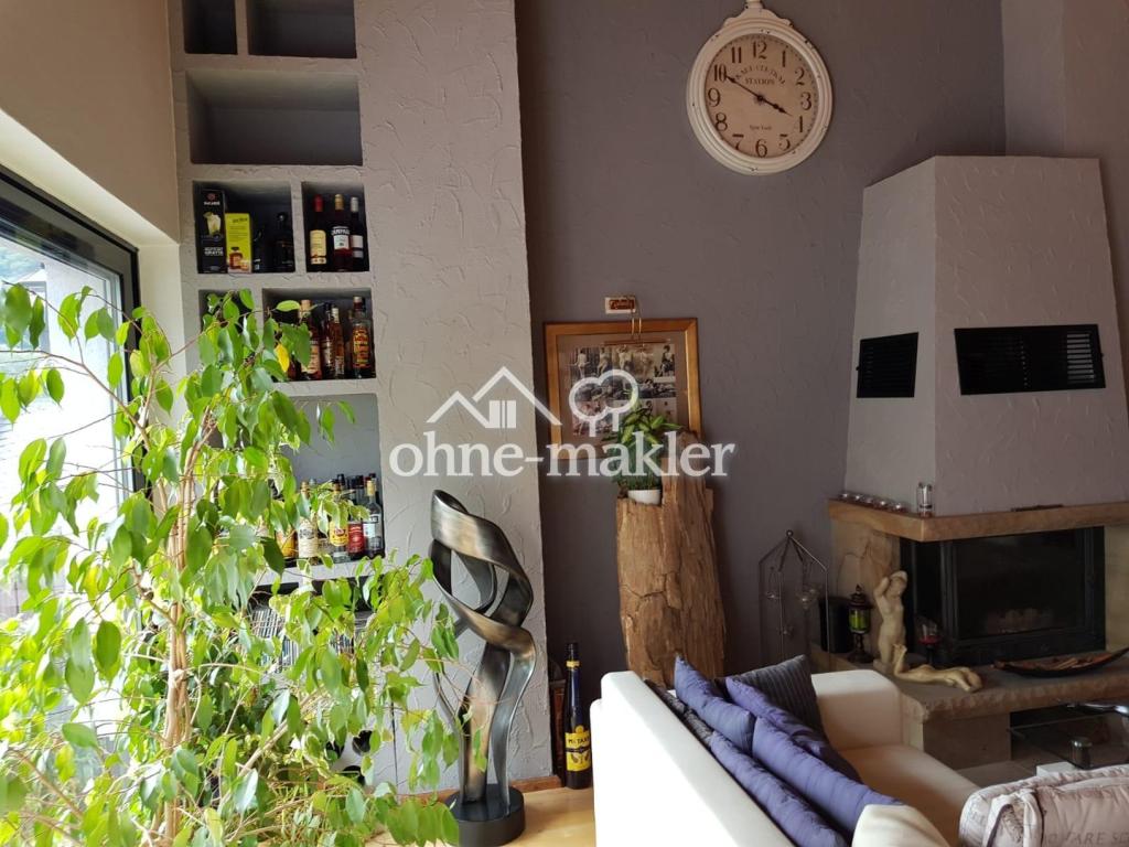Luxuriöse Innenstadtwohnung mit Dachterasse über den Dächern von Aue - Photo 3