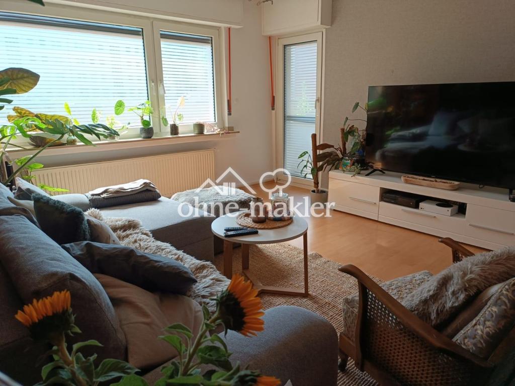 Zentrale 3 Zimmer Wohnung in Brühl Zentrum/Ost am Schlosspark, teilmöbiliert mit Einbauküche, Bett - Foto 2