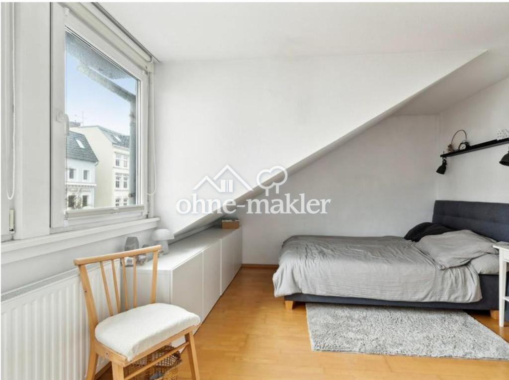 Ruhige Dachgeschosswohnung in Eimsbüttel mit großzügiger Terrasse - Foto 2