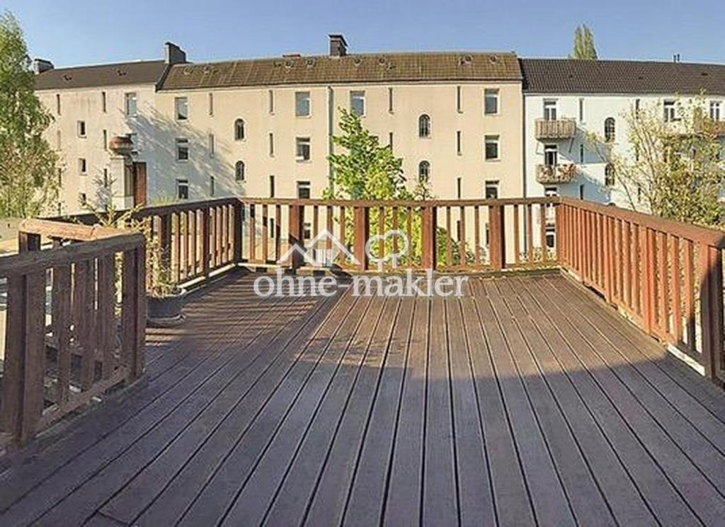Ruhige Dachgeschosswohnung in Eimsbüttel mit großzügiger Terrasse - Foto 4