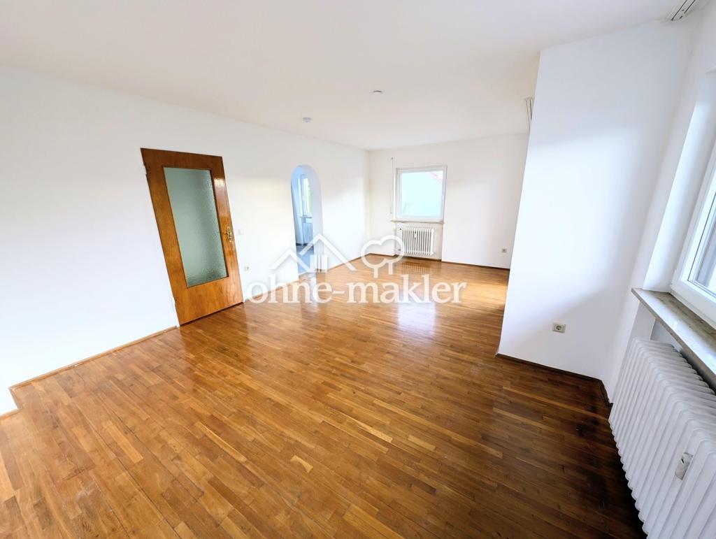 Ruhige 3 Zimmer Wohnung im 1. Stock eines 3 Familien Hauses, Balkon, Keller, ggf. Garage - Foto 1