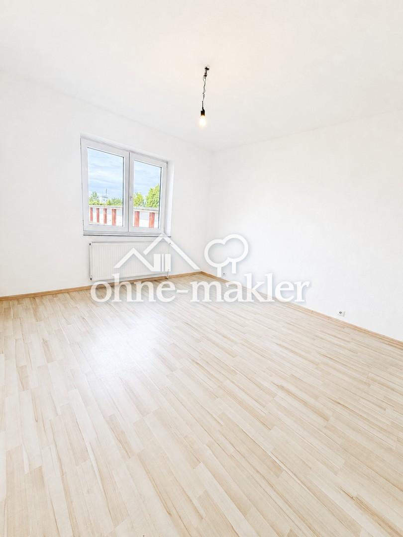 Helle 2-Zimmer-Wohnung in Bremerhaven-Mitte zu vermieten - Foto 1